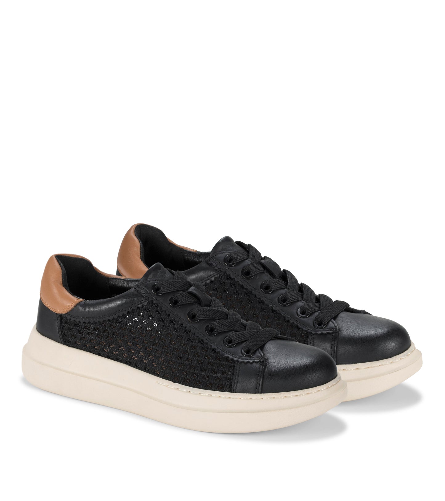 Tiara Sneaker / Baretraps