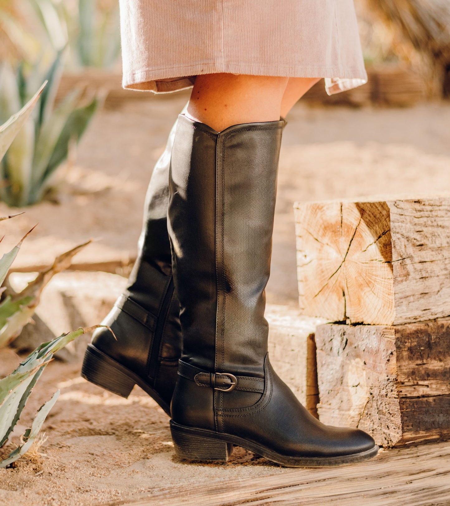 Nena Riding Boot / Baretraps