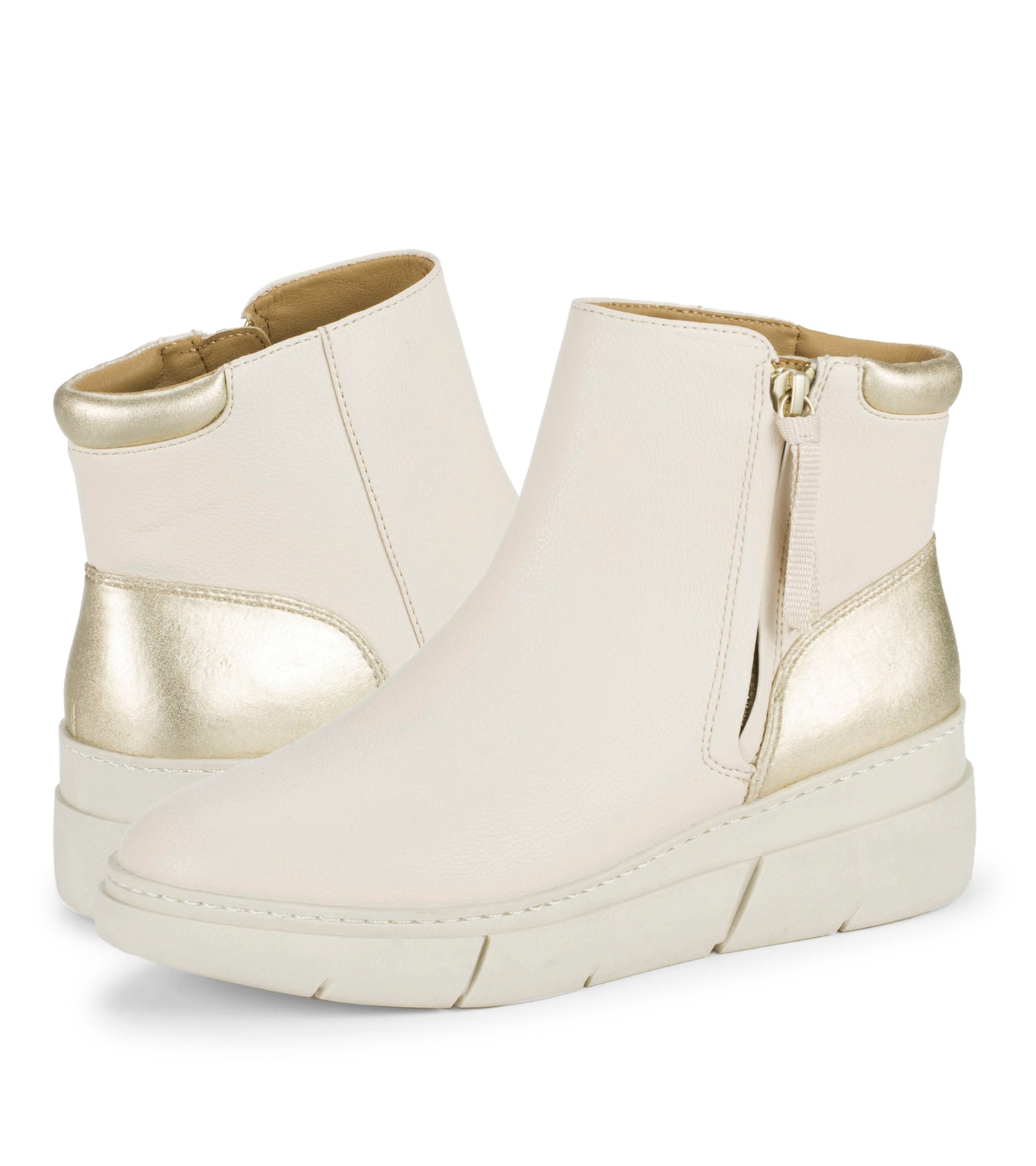 Lakelyn Wedge Bootie / Baretraps