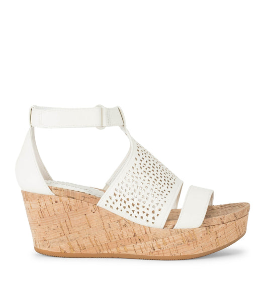 Raisie Wedge Sandal / Baretraps