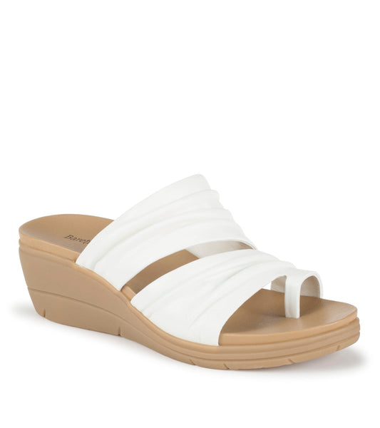 Erla Wedge Sandal / Baretraps