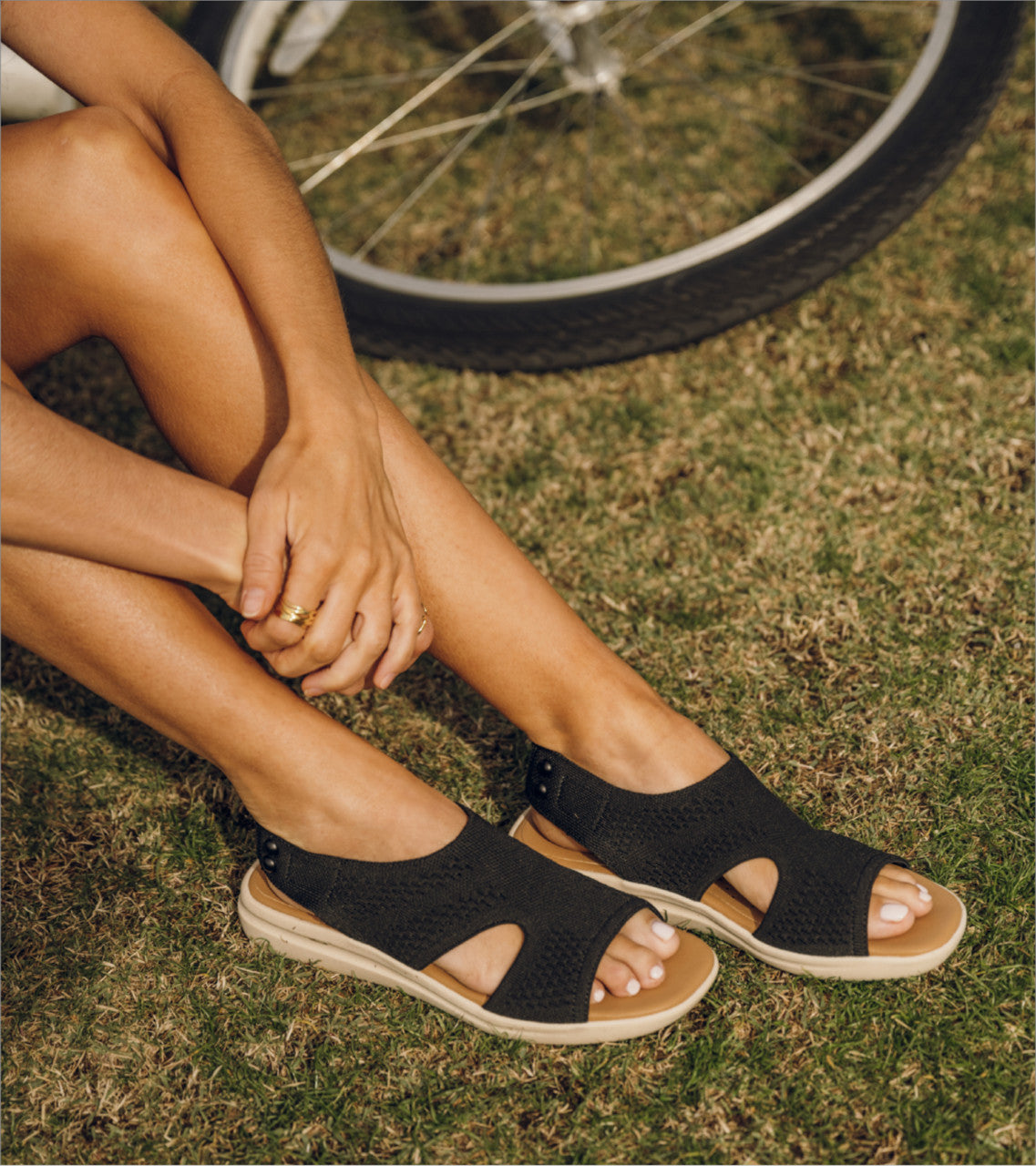 Duffy Slip On Sandal / Baretraps