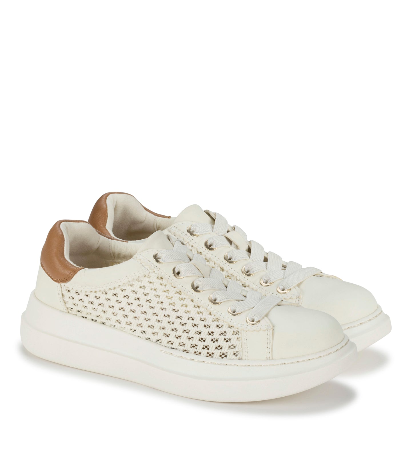 Tiara Sneaker / Baretraps