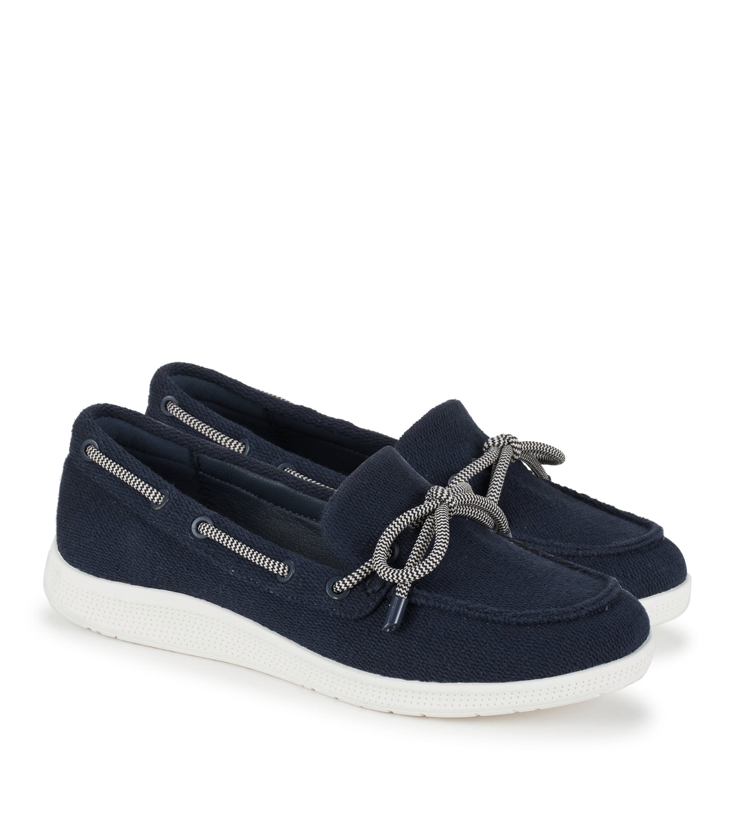 Venia Boat Shoe / Baretraps