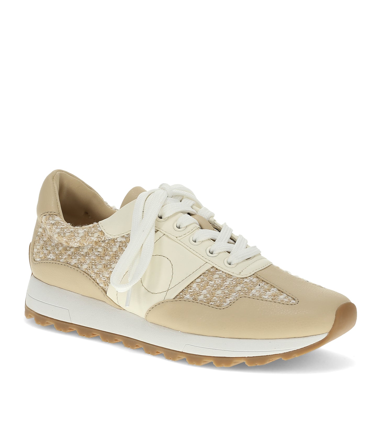 Gwenda Lace Up Sneaker / Baretraps
