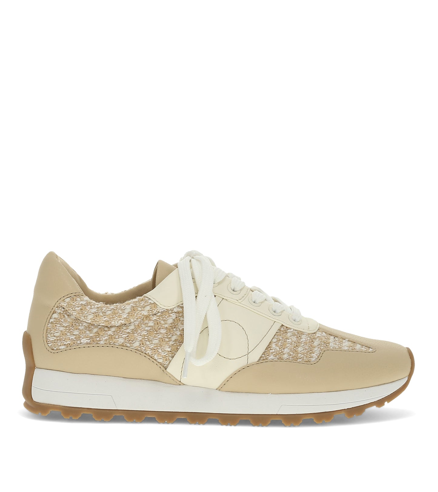 Gwenda Lace Up Sneaker / Baretraps