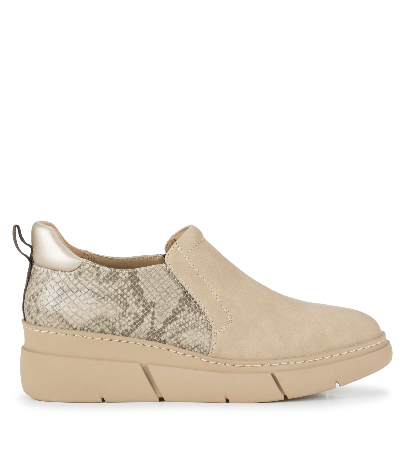 Lizett Wedge Slip On / Baretraps