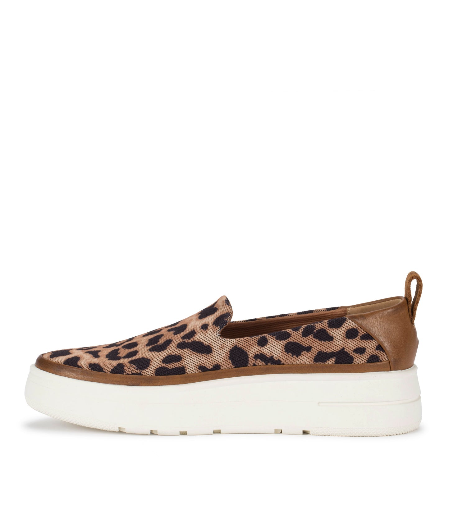 Nevin Slip On Sneaker / Baretraps