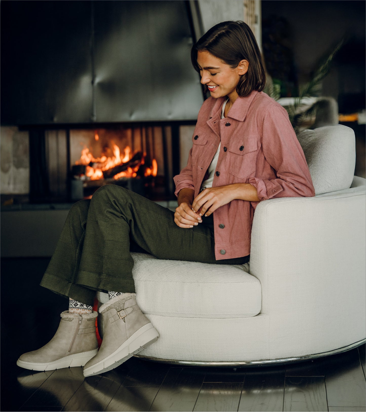 Lanney Wedge Bootie / Baretraps