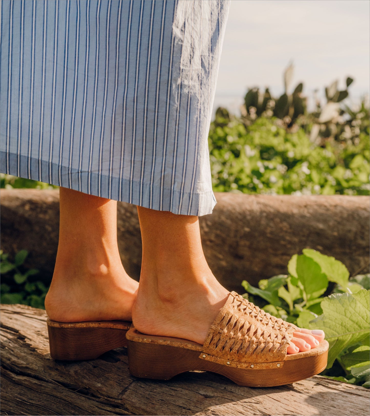 Helenna Slide Sandal / Baretraps