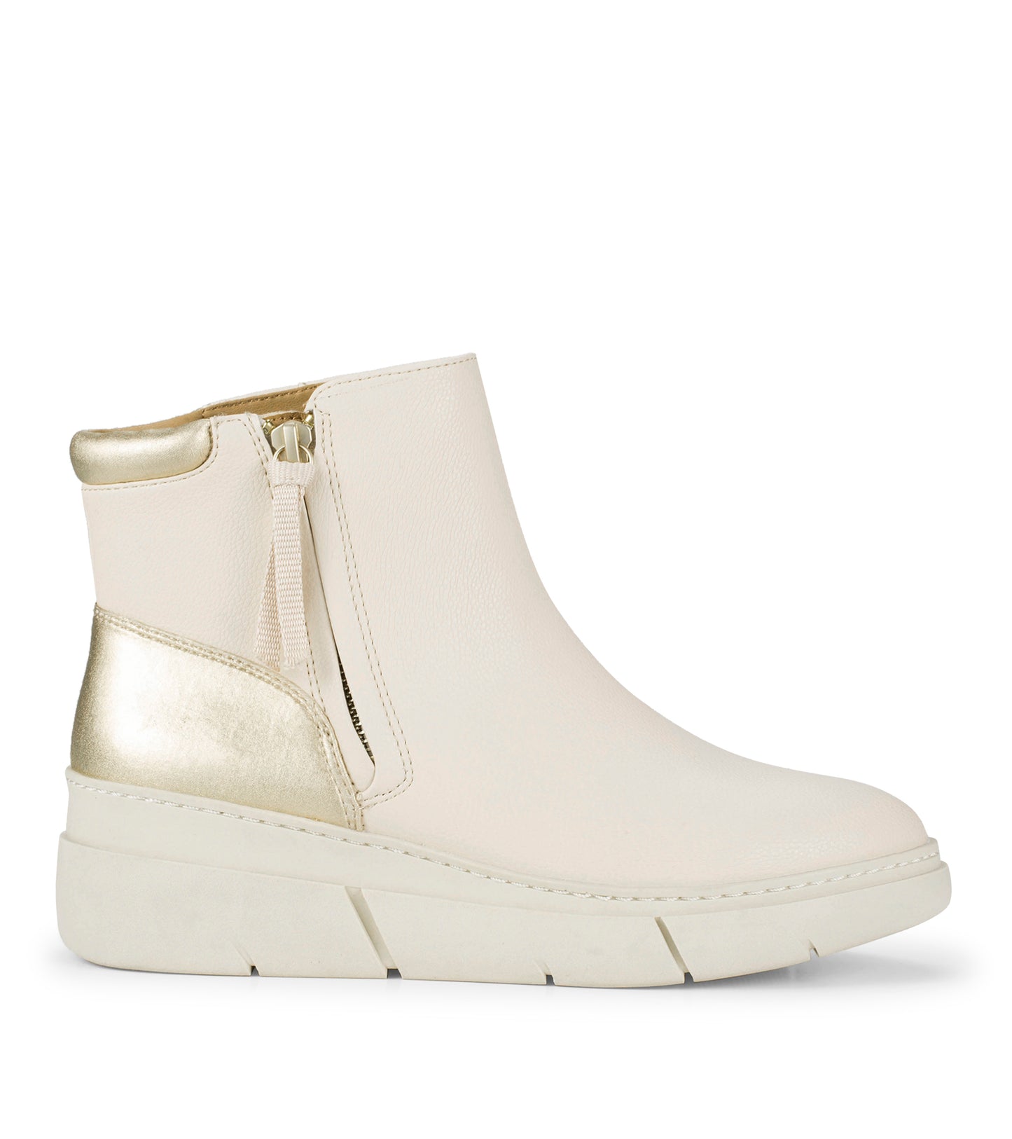 Lakelyn Wedge Bootie / Baretraps