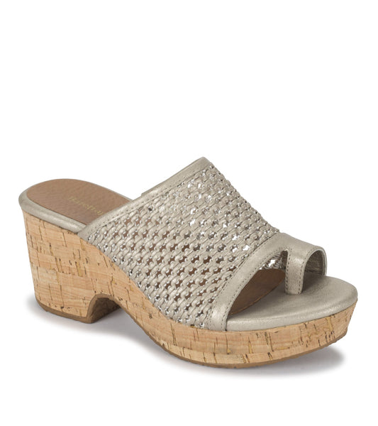 Bethie Wedge Sandal / Baretraps