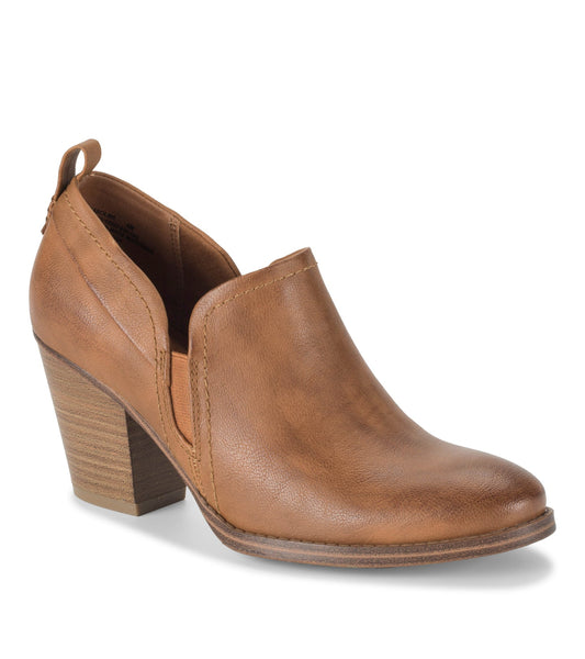 Caroline Ankle Bootie / Baretraps