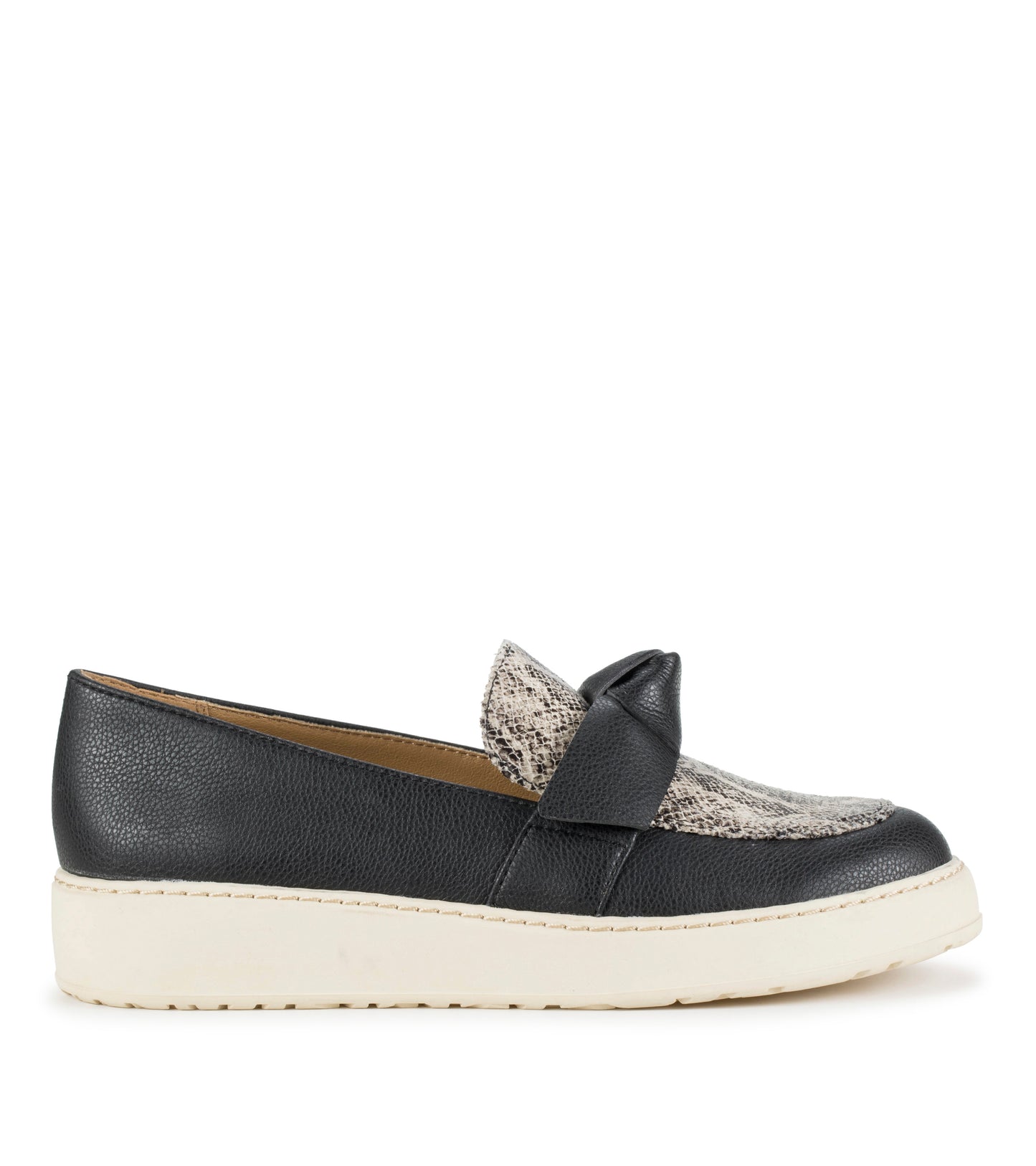 Ferdana Moc Toe Slip On / Baretraps