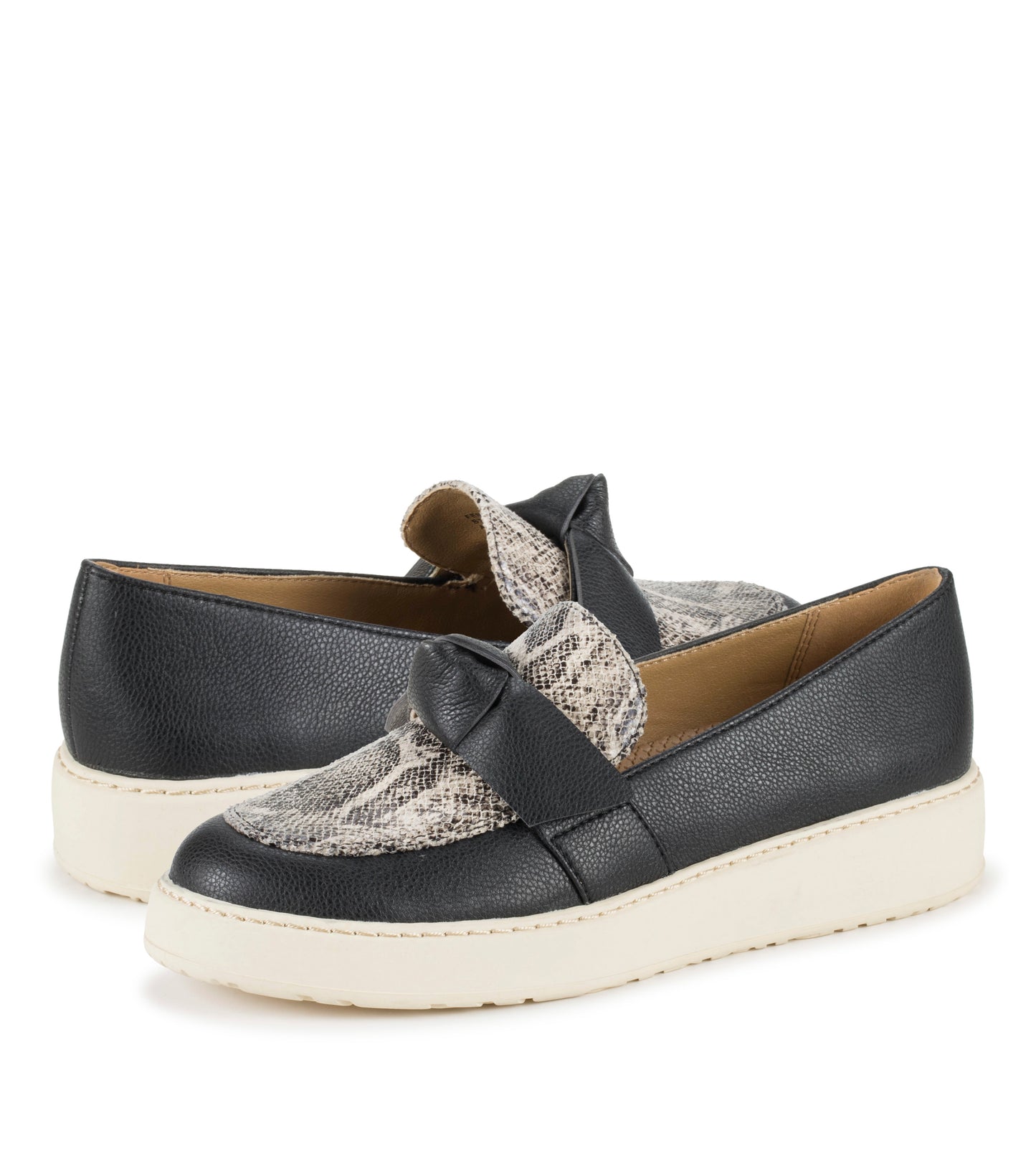 Ferdana Moc Toe Slip On / Baretraps