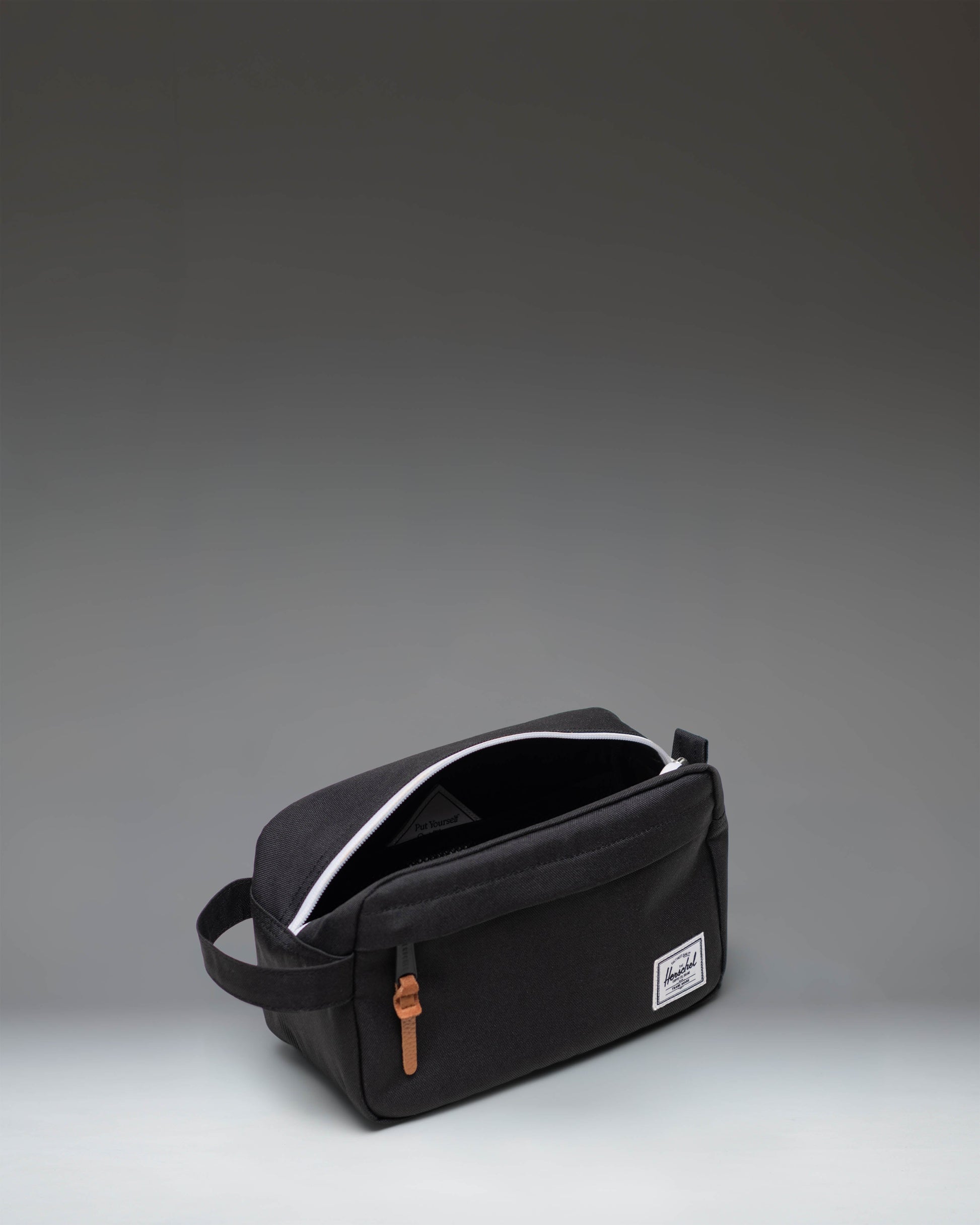 Herschel Chapter Travel Kit