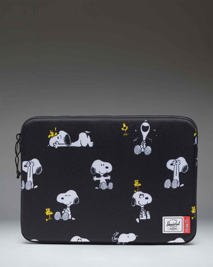Herschel Peanuts® Anchor 14 Inch Sleeve