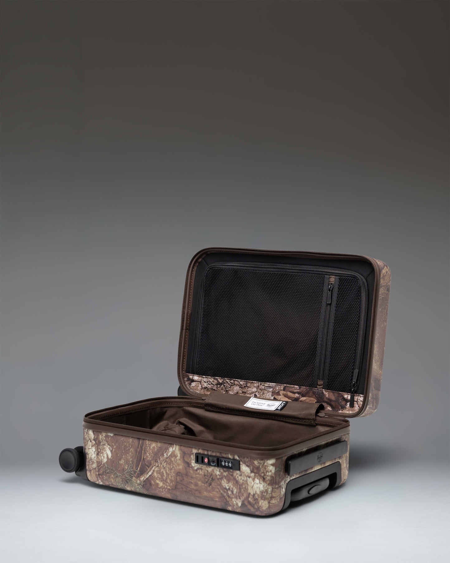 Herschel Realtree® Herschel Heritage™ Carry On Luggage