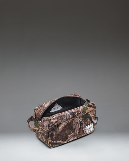 Herschel Realtree® Chapter Travel Kit